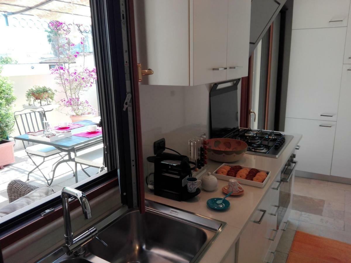 L'Antico Pergolato Apartments Brindisi Bagian luar foto