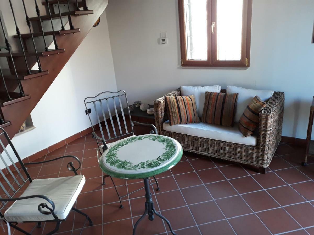 L'Antico Pergolato Apartments Brindisi Bagian luar foto