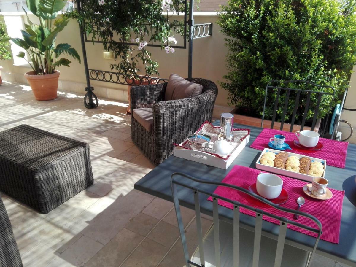 L'Antico Pergolato Apartments Brindisi Bagian luar foto